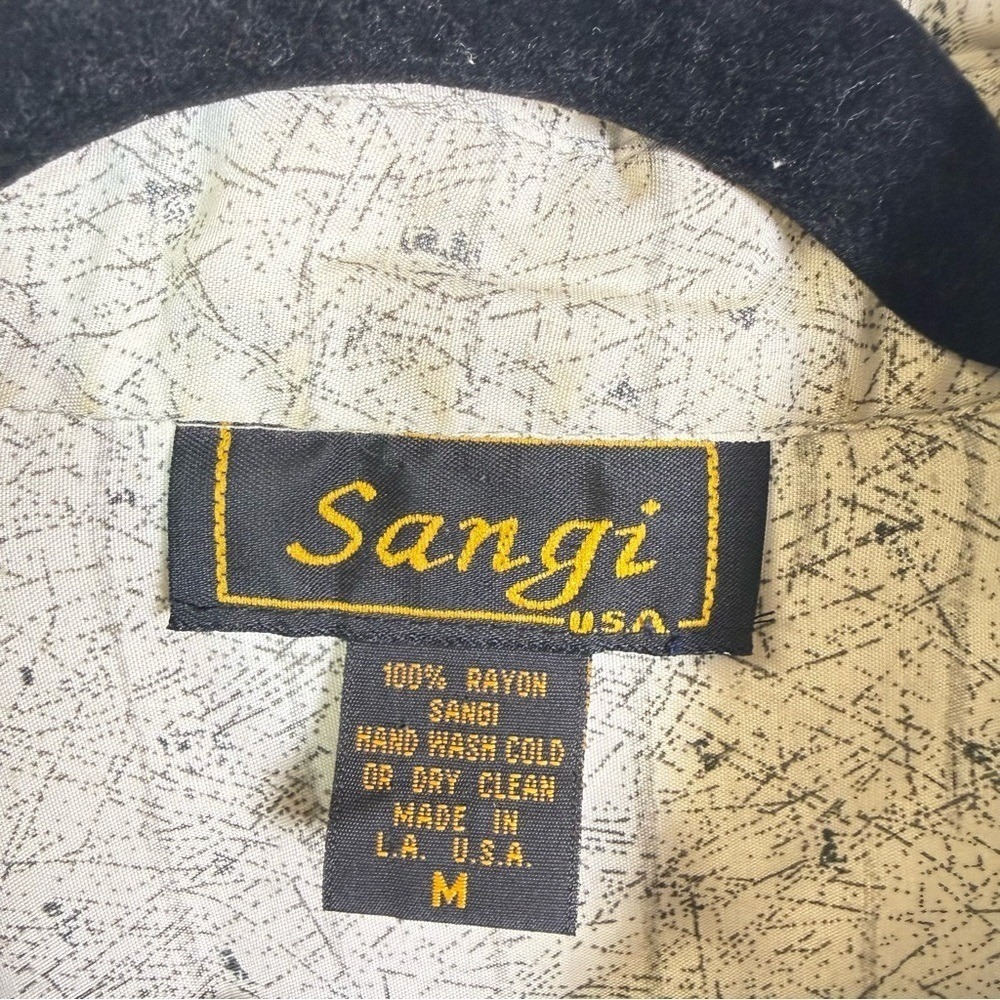 SAngi USA Vtg Mens Button down Shirt Medium Rayon Relax‎ Fit Trival Print Casual - Picture 3 of 12